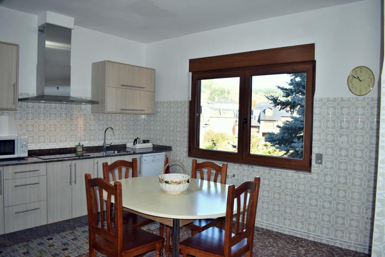 Apartamentos Picea Azul Vega de Espinareda Eksteriør bilde